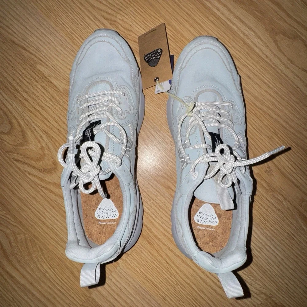 NWOB Flower Mountain Yamano 3 Uni Nubuck Trainer Sneakers Mens Size 11.5 $318